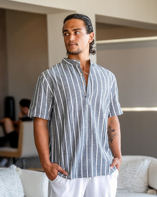 Men’s Striped Short Sleeve Shirt | Buttonless Collar