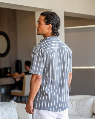 Men’s Striped Short Sleeve Shirt | Buttonless Collar